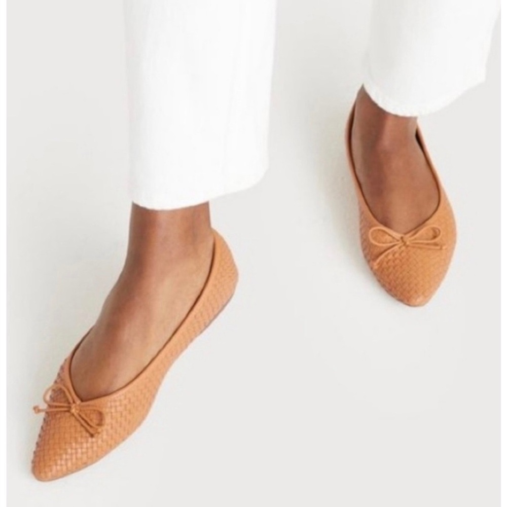 Birdies Goldfinch Brown/Tan Woven Flats with Bow Detail